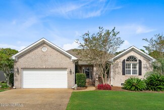 317 Settlers Ln, Kure Beach, NC 28449