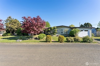 1203 Tower Ave, Raymond, WA 98577
