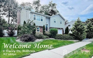 6 Tracey Dr, Milltown, NJ 08850