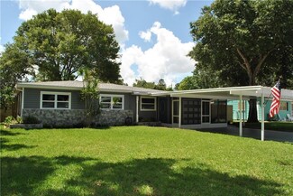 6711 15th St N, Saint Petersburg, FL 33702