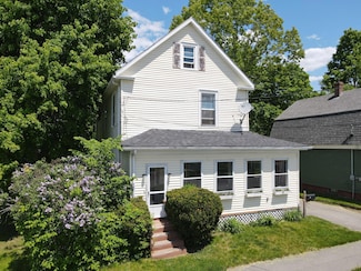 19 Russell St, Bangor, ME 04401