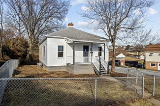 1100 Sycamore St, Washington, PA 15301