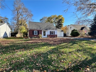216 Mac Arthur Rd, Rochester, NY 14615