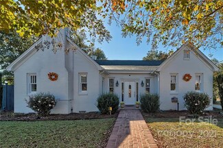 207 W Richland St, Kershaw, SC 29067