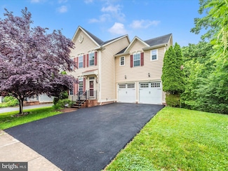 23032 Sycamore Farm Dr, Clarksburg, MD 20871