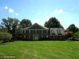 4159 Dartmouth Ln, Gainesville, VA 20155