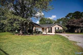 370 Center Springs Rd, Somerville, AL 35670