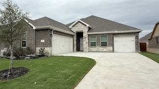 202 Tristan St, Mansfield, TX 76063