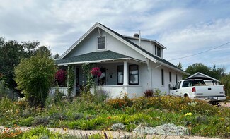338 S 16th St, Hot Springs, SD 57747