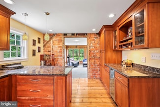 17 Crescent Ave, Rocky Hill, NJ 08553