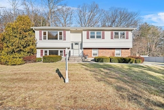 12 Sterling Mine Rd, Sloatsburg, NY 10974