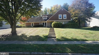 1253 Lexington Dr, Yardley, PA 19067