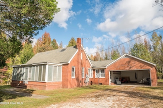 1102 Mount Tabor Rd, Creswell, NC 27928
