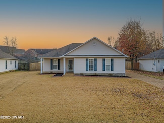 88 Rooker Dr, Jackson, TN 38305