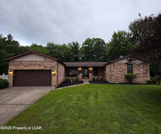 121 Red Coat Ln, Hanover Township, PA 18706
