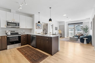 21401 Dushane Pkwy, Farmington, MN 55024