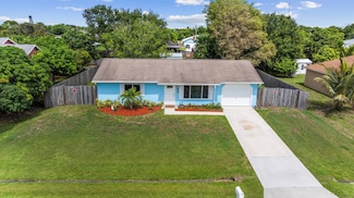 2222 SE Maize St, Port Saint Lucie, FL 34952