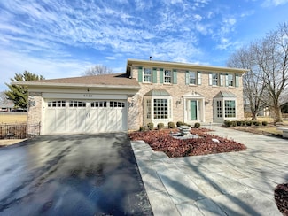 4020 Meadow Dr, Saint Charles, IL 60175