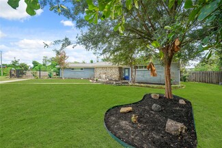 4803 Chantilly Ln, Houston, TX 77092