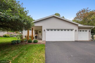 5554 Arona St, Saint Paul, MN 55126