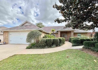 7781 Ramona Dr, Navarre, FL 32566