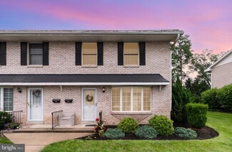 11 Bentley Place, Carlisle, PA 17013