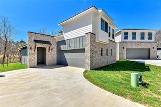 3060 W Crawford St, Denison, TX 75020