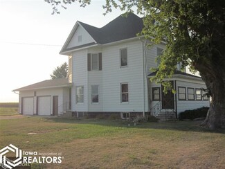 1052 Jasmine Ave, Richland, IA 52585