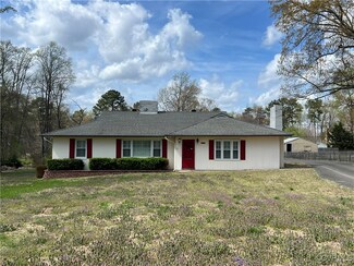 8226 Windsor Dr, Mechanicsville, VA 23111