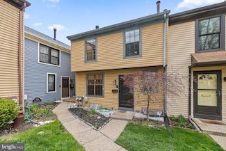 109 Franklin Ct, North Wales, PA 19454