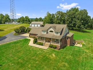 101 W Highland Park, Earlington, KY 42410