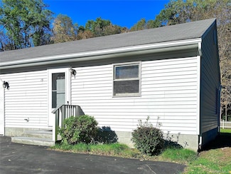 15 Wyant Dr, Rhinebeck, NY 12572