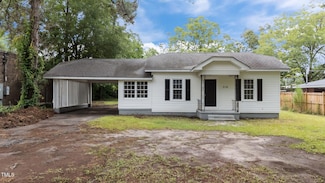 316 S Maple Ave, Kenly, NC 27542