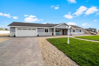 10150 E Avenue q12, Littlerock, CA 93543