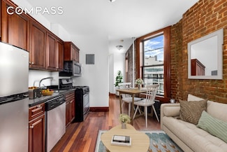 117 Mulberry St Unit 23, New York, NY 10013