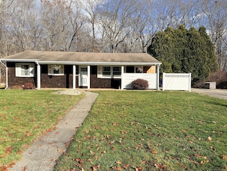 140 Laurelwood Rd, Groton, CT 06340