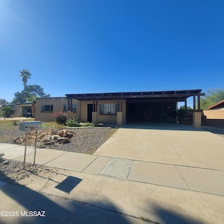 635 N Banff Ave, Tucson, AZ 85748