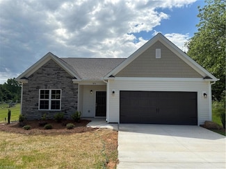 876 Midway School Rd, Winston-Salem, NC 27107
