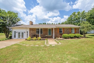 996 Matrose Carrolls Rd, Michie, TN 38357