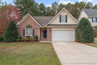 35 Shining Water Ln, Spring Lake, NC 28390
