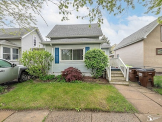 206 Conant Ave, Monroe, MI 48161