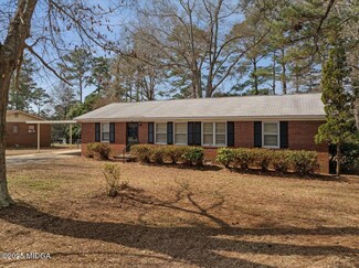 203 Fleming Dr, Bonaire, GA 31005