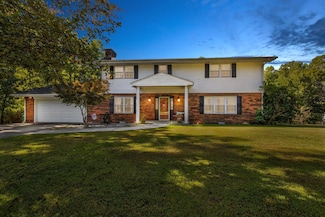 373 Circle Dr, Morehead, KY 40351