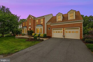 2630 Paddock Gate Ct, Herndon, VA 20171