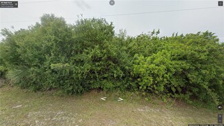607 Maple Ave N, Lehigh Acres, FL 33972
