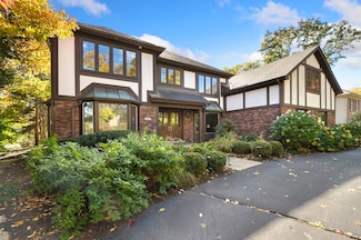 1222 Champion Forest Ct, Wheaton, IL 60187