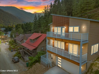 414 2nd St, Kellogg, ID 83837