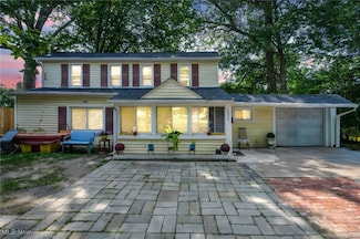 1552 E 254th St, Euclid, OH 44117