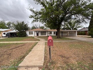 635 S 18th St, Slaton, TX 79364