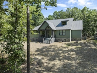 379 Gentry Oak Ln, Broken Bow, OK 74728